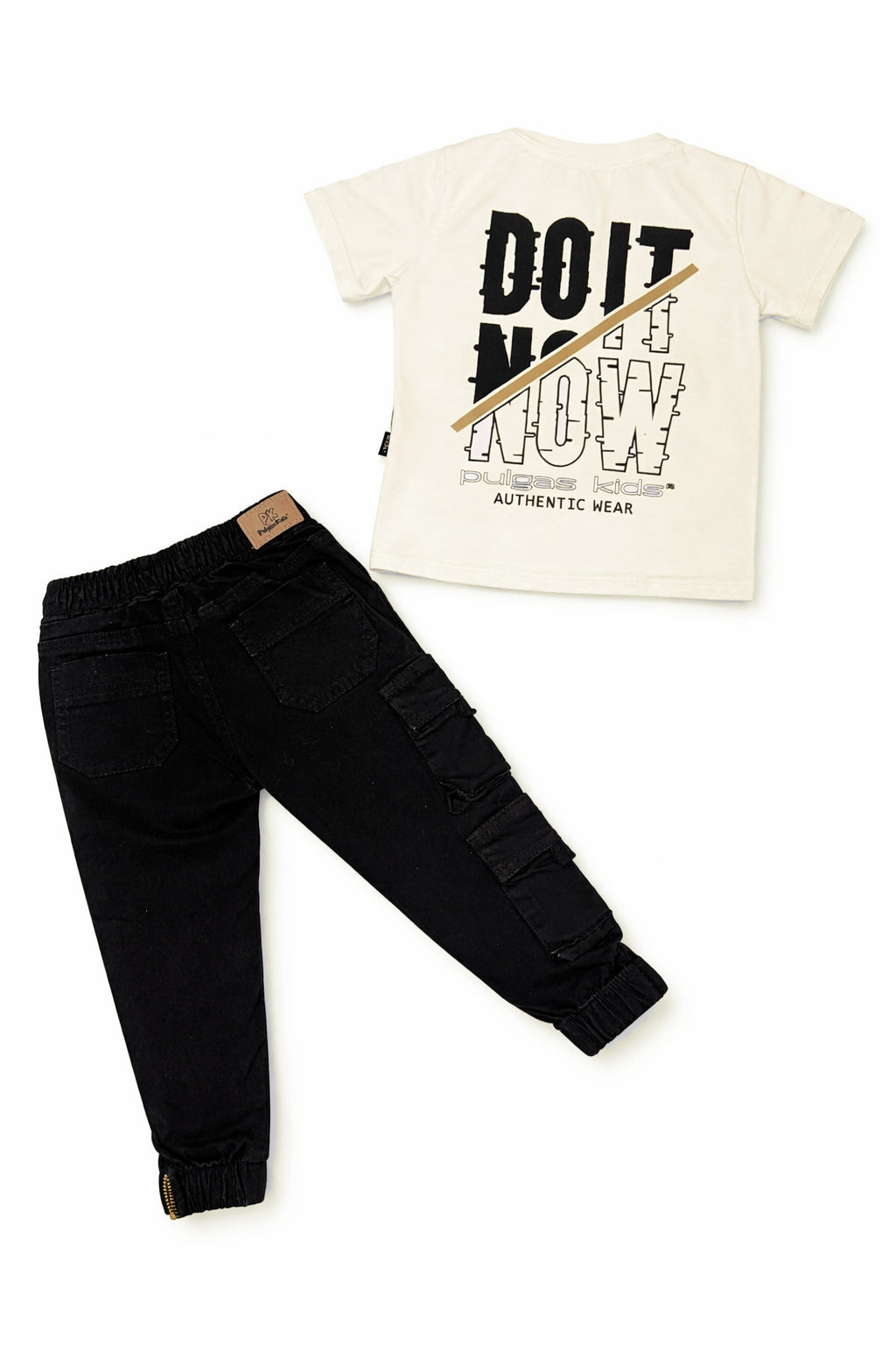 Conjunto Pantalon Negro Cargo Cierres Laterales + Camiseta